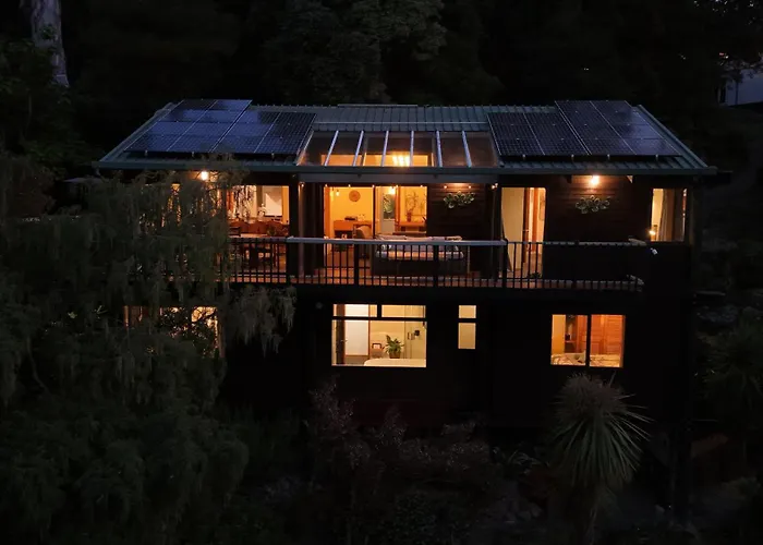 Sherwood Lodge 4-Bedroom Holiday Home With Spectacular Views